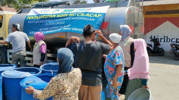 330 Ribu Liter Air Bersih Disalurkan LAZISNU Cilacap Bantu Terdampak Kekeringan